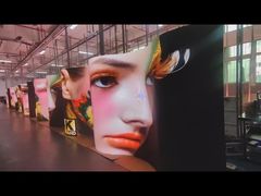 P1.953 P2.604 Elastyczny panel wyświetlaczy LED do zastosowań wewnętrznych, przeznaczony do wydarzeń scenicznych