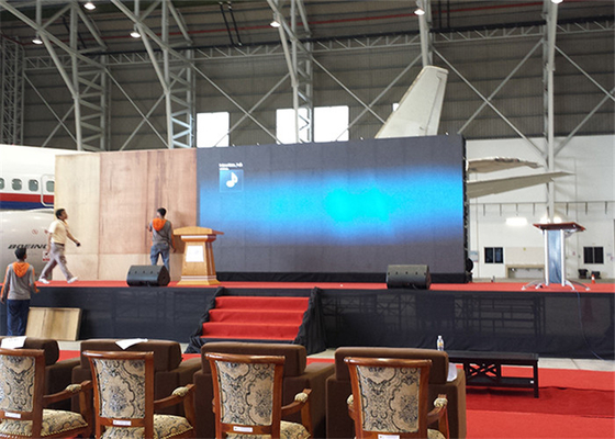 Ultra Thin P3.91mm Super HD 4K Indoor Rental LED Display No Fan Design Cabinet 500*500mm