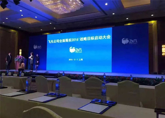 Ultra Thin P3.91mm Super HD 4K Indoor Rental LED Display No Fan Design Cabinet 500*500mm
